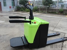 天行在线,天行在线(中国)
机械提醒：电瓶搬运车的日常维护